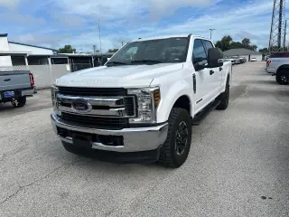 Ford F-250 Super Duty 2019 4x4 XLT 4dr Crew Cab 8 ft. LB Pickup