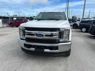 Ford F-250 Super Duty 2019 4x4 XLT 4dr Crew Cab 8 ft. LB Pickup