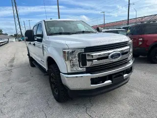 Ford F-250 Super Duty 2019 4x4 XLT 4dr Crew Cab 8 ft. LB Pickup