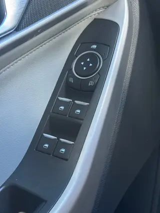 Ford Explorer 2022 4x4 XLT 4p SUV