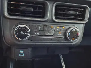Ford Maverick 2024 XL 4dr SuperCrew 4.5 ft. SB