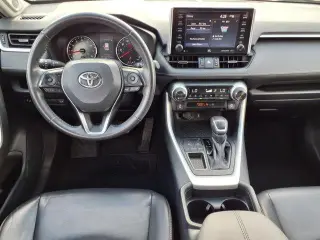 Toyota RAV4 2020 XLE Premium 4dr SUV