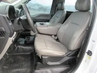 Ford F-150 2018 4x2 XL 2dr Cabina Regular 6.5 pies SB