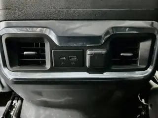 GMC Sierra 1500 Limited 2022 4x4 AT4 4p Cabina de Tripulacion 5.8 ft. CB