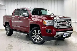 GMC Canyon 2019 4x4 Denali 4p Crew Cab 5 ft. SB