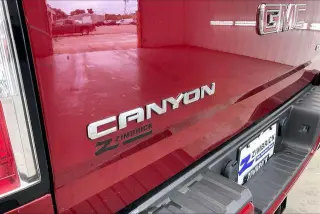 GMC Canyon 2019 4x4 Denali 4p Crew Cab 5 ft. SB