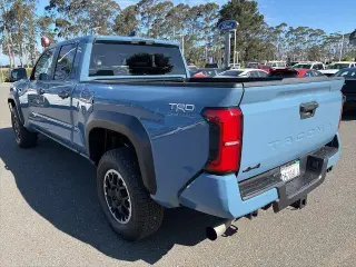 Toyota Tacoma 2026 4x4 TRD Todo Terreno 4p Doble Cabina 5.0 ft SB 8A