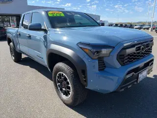 Toyota Tacoma 2026 4x4 TRD Todo Terreno 4p Doble Cabina 5.0 ft SB 8A