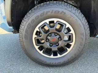 Toyota Tacoma 2026 4x4 TRD Todo Terreno 4p Doble Cabina 5.0 ft SB 8A