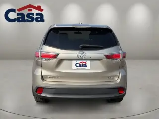 Toyota Highlander 2015 AWD LE 4dr SUV