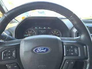 Ford F-150 2020 4x2 XLT 4p SuperCrew 5.5 ft. SB