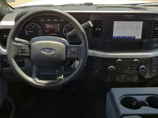 Ford F-250 Super Duty 2025 4x4 XLT 4p. Cabina de Tripulación 6,8 ft. SB Pick-up