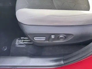 Toyota RAV4 2023 AWD XLE 4dr SUV