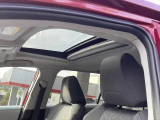 Toyota RAV4 2023 AWD XLE 4dr SUV