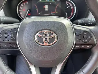 Toyota RAV4 2023 AWD XLE 4dr SUV
