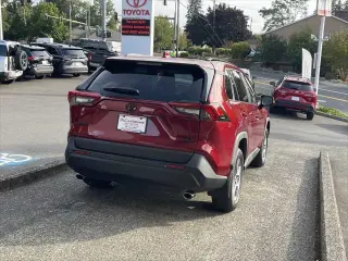 Toyota RAV4 2023 AWD XLE 4dr SUV
