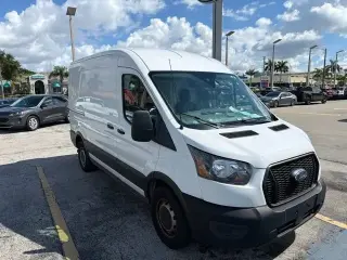 Ford Transit 2021 250 3dr SWB Techo Medio Furgón de Carga
