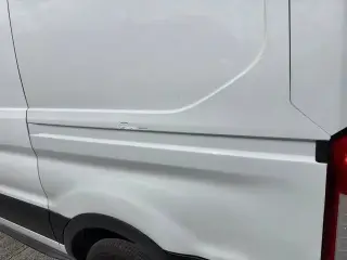 Ford Transit 2021 250 3dr SWB Techo Medio Furgón de Carga