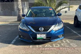 Nissan Altima 2018 2.5 SR 4dr Sedan