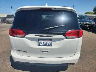 Chrysler Pacifica 2019 Touring L 4dr Mini-Van