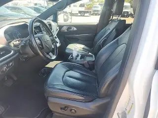 Chrysler Pacifica 2019 Touring L 4dr Mini-Van