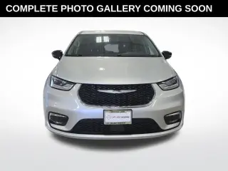 Chrysler Pacifica 2024 Touring L 4dr Mini-Van