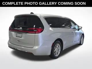 Chrysler Pacifica 2024 Touring L 4dr Mini-Van