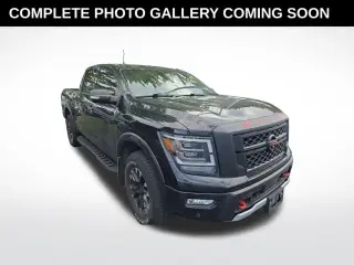 Nissan Titan 2021 4x4 PRO-4X 4dr Cabina de Tripulacion 5.6 ft. SB