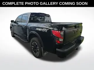 Nissan Titan 2021 4x4 PRO-4X 4dr Cabina de Tripulacion 5.6 ft. SB