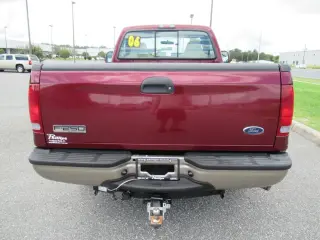 Ford F-250 Super Duty 2006 XL 2dr Regular Cab 4WD LB
