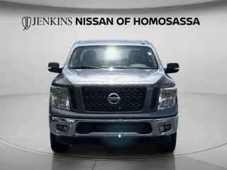 Nissan Titan 2019 4x4 SV 4dr Crew Cab