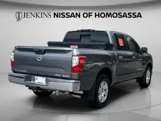 Nissan Titan 2019 4x4 SV 4dr Crew Cab