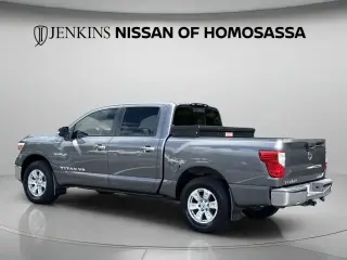 Nissan Titan 2019 4x4 SV 4dr Crew Cab
