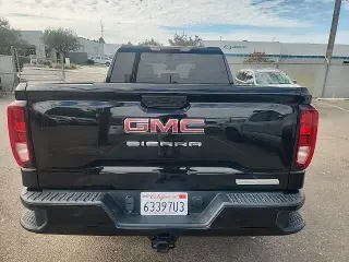 GMC Sierra 1500 2023 4x4 Elevation 4 puertas Crew Cab 5,8 pies SB