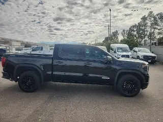 GMC Sierra 1500 2023 4x4 Elevation 4 puertas Crew Cab 5,8 pies SB