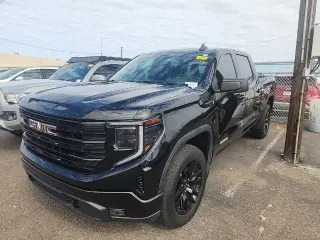GMC Sierra 1500 2023 4x4 Elevation 4 puertas Crew Cab 5,8 pies SB
