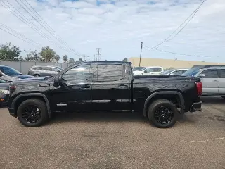 GMC Sierra 1500 2023 4x4 Elevation 4 puertas Crew Cab 5,8 pies SB