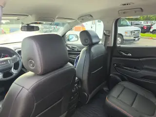 GMC Acadia 2023 4x4 AT4 4dr SUV