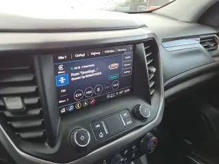 GMC Acadia 2023 4x4 AT4 4dr SUV