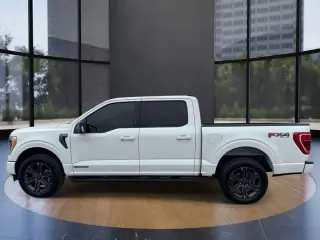 Ford F-150 2023 4x4 XLT 4p SuperCrew 5.5 ft. CB