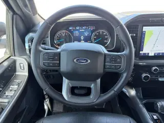 Ford F-150 2023 4x4 XLT 4dr SuperCrew 5.5 ft. SB