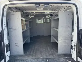 Ford Transit 2019 250 3dr SWB Techo Bajo Furgoneta de Carga con Puerta Corredera del Pasajero Lateral