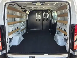 Ford Transit 2025 250 3dr SWB Techo Bajo Furgoneta de Carga