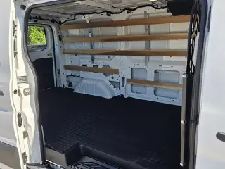 Ford Transit 2025 250 3dr SWB Techo Bajo Furgoneta de Carga
