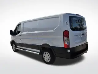 Ford Transit 2025 250 3dr SWB Techo Bajo Furgoneta de Carga