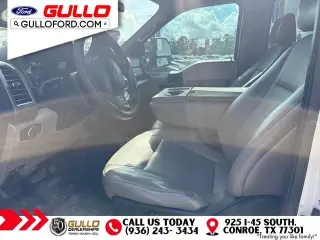 Ford F-250 Super Duty 2020 4x4 XL 4dr Crew Cab 8 ft. Camión de carga LB
