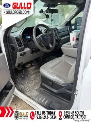 Ford F-250 Super Duty 2020 4x4 XL 4dr Crew Cab 8 ft. Camión de carga LB