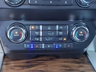 Ford F-150 2019 4x4 Lariat 4p SuperCab 6.5 ft. SB