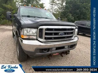 Ford F-250 Super Duty 2003 2dr Standard Cab XLT 4WD LB