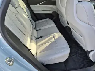 Cadillac LYRIQ 2024 Sport 1 4p SUV